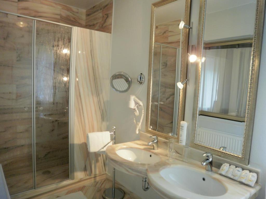 Stadtvilla Auerhahn Vöcklabruck Quarto foto